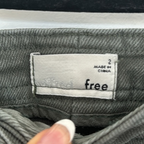 Wilfred Free Artizia Green High Waisted Wide Leg Denim - Size 2 - Picture 3 of 7